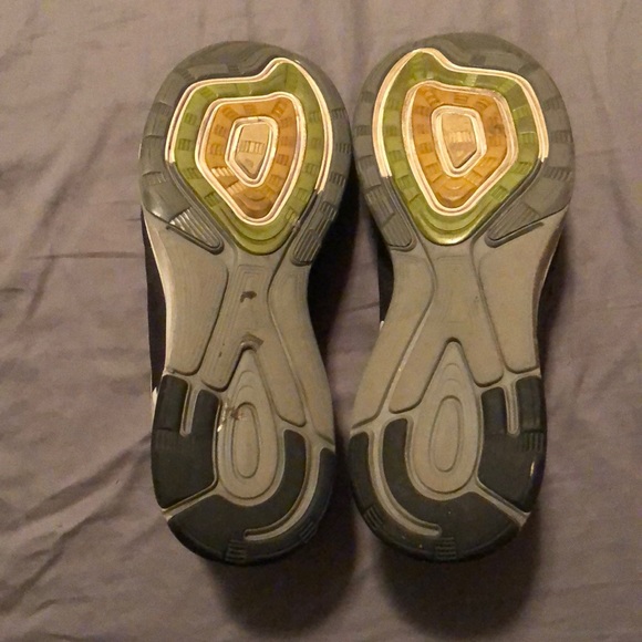 Used Nike’s - Picture 3 of 3